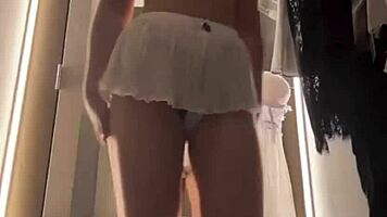 i felt horny doing extreme fingering in the public mall