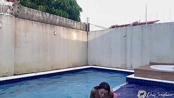 I had no one to fuck, so I grabbed my sex machine and shoved the whole cock into the tight pussy 😈