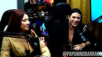 O podcast pegou fogo elas se chuparam bem gostoso a putaria rolou solta - p�pum no barraco