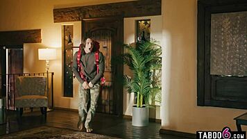 hey, caring mature milf lauren phillips catches her young neighbor and things get hardcore! 😏💦