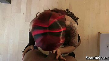 Geile deutsche Teen 18+ verführt zu hardcore Fick nach Halloween-Party