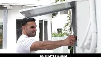 Hot Body MILF! She CHEATS On Husband With SEXY Young Guy!