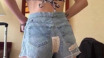 Watch seductive beach pick-up girl in tiny bikini unleash hotel passion