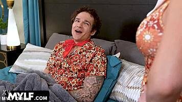 Stepmom's secret affair with big cock in Hollywood spotlight