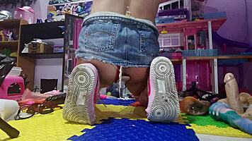 tanguita y plug anal flaquita culona