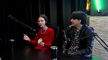 se exibiu de lingere depois de responder em quem mama senta e passa