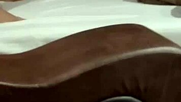 Fodendo com meu vizinho casado no motel