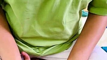 Desi village girl's tight pussy gets outdoor pounding with moans 💦🌳