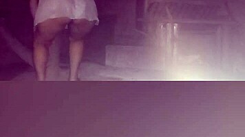 stepmom's alone and rubbing her wet pussy till she drips everywhere 💦😩