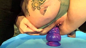 caught jerking in public? now take that guard's cock and creampie! 🍆💦