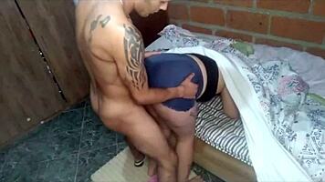 Colombian cougar petite ass fucked raw hardcore