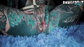 skinny inked girl squirts from intense solo gaping play