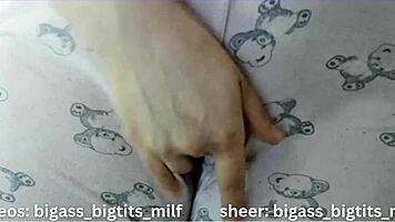 Colombian BBW spreads huge camel toe pussy lips for juicy tease