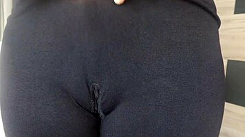 indian big ass girlfriend teases sucks cock through tight leggings