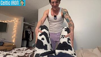 Beautiful latina teen girlfriend gives full homemade creampie experience asmr sextape.