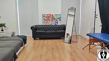 chubby brunette bimbo's massive bouncing boobs steal the show in boxing training