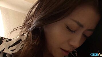 this woman rubs her pussy then gets fingered intimately