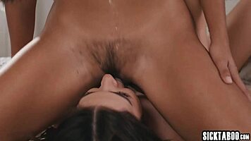 AMEENA GREEN BUZZES FROM REMOTE VIBRATOR BEFORE EBONY LESBIAN SEX!