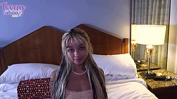 Tanned Blondie Gia Dibella Sucks Cock Seductively