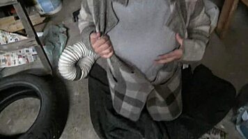 i let the pervert fill my mouth with cum deep in the basement