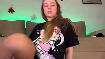 sexy big tits teen masturbates hardcore in stockings closeup