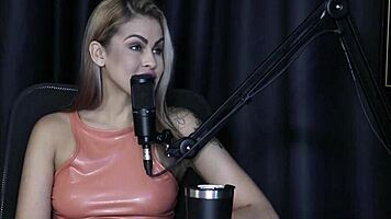 gozando com todos os clientes mas nao siririca muito depende do pau lexi mallet