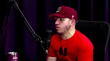 Thrilling Vibrator Thrills Saucy Pussy in Liberal Couple Heat