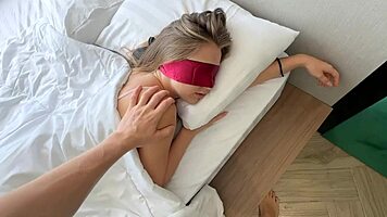 daddy rams dick in stepdaughter's mouth for morning fuck