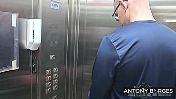 Stunning Milf Secretary Tests Thick Cock with Gagging Deepthroat in Clinic