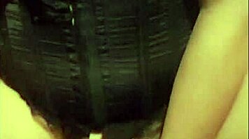 Hey tess this curvy teen ass shakes while toying