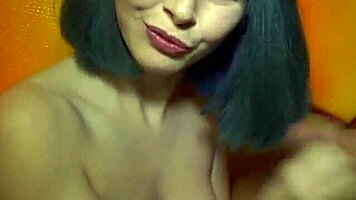 amateur webcam babes tease with wet pussies and big cocks in german chat