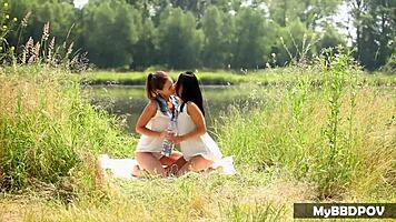 Lexi dona rams her fingers deep into jenny appach's tight asshole