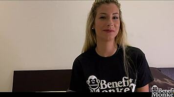 Shona River shares steamy stories before intimate solo play