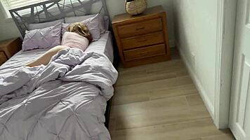 i'm renee rose skipped school fer scott's huge cock feels so good