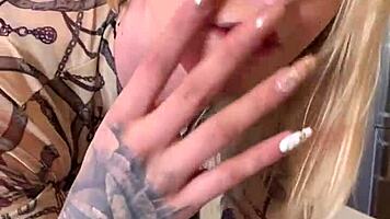 whoa sophie van loo's sexy legs in grey leggings set kitchen counter ablaze