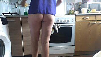 cute brunette teen assplay gaping kitchen watch
