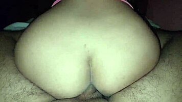rebota tu culo en enorme verga dura por detras gimiendo de placer anal latina