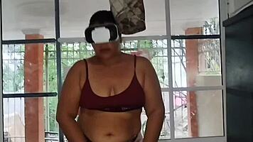 Chubby Latina with huge ass tries VR glasses as old perv licks her hairy pussy then facials her