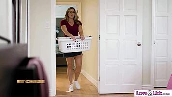 Stuck Milf Devours Pussy in Licking Frenzy Eat It All!