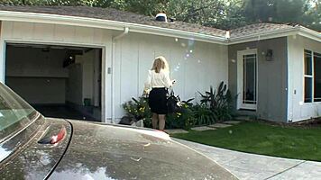 Nina Hartley Fucks College Stud Huge Cock