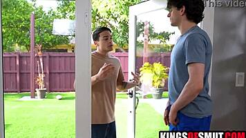 Crave huge ass milf lila lovely ffm threesome pounding?