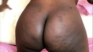 pregnant fat ass huge boobs babe rides dildo intensely