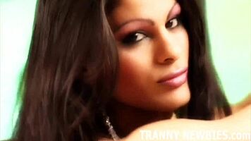 i wanna be da one takin yur shemale virginity frist time ya know