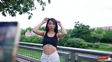 lunita galactica, wanna scout pickup for bareback casting fuck?