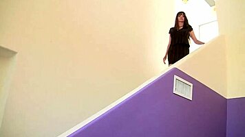 Experienced Milf Guides Lover's Shaved Pussy Lick