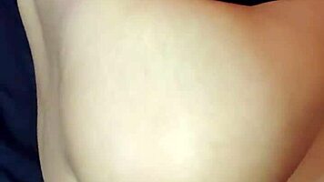 damn this curvy malaysian babe takes hard doggy pounding 😍