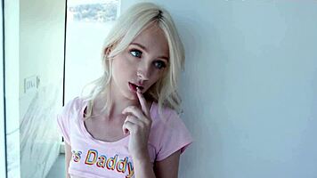 kate bloom poses blue eyes charm goo play