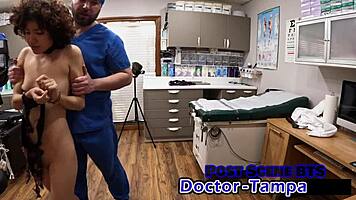 Dr. Tampa cures Brookly Rossi's deviance with deepthroat doggystyle pounding 😈🍆🔥