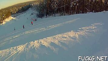 Fucking Naughty Mature's Pink Pussy Hardcore On Pickup Camera