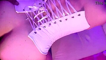 Waitress' Secret Bar Room Deal During Party